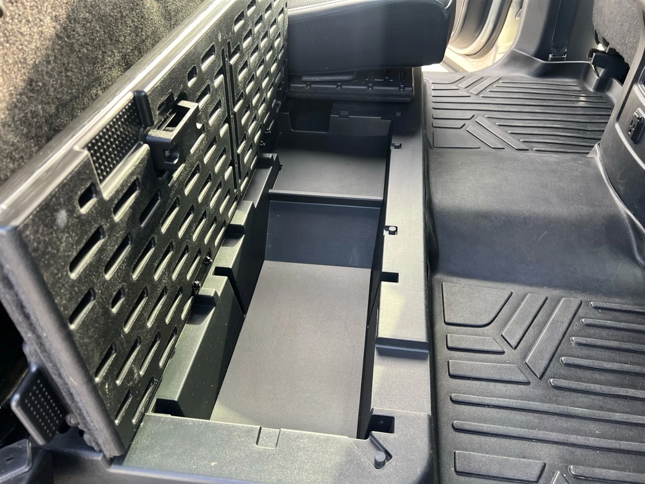 Nissan Titan PRO-4X Crew Cab 4WD 2017