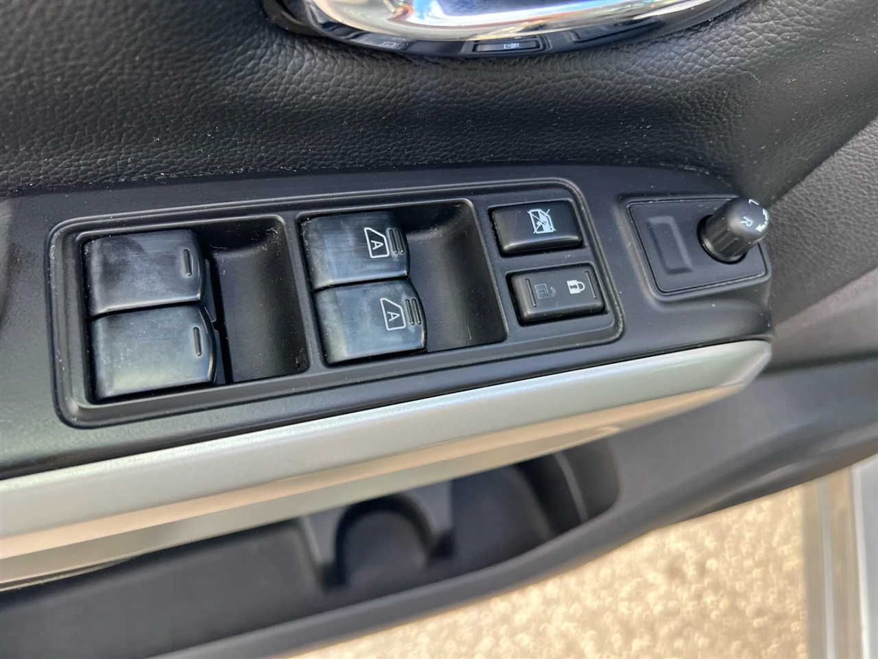 Nissan Titan PRO-4X Crew Cab 4WD 2017