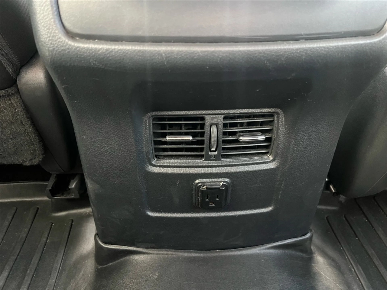 Nissan Titan PRO-4X Crew Cab 4WD 2017