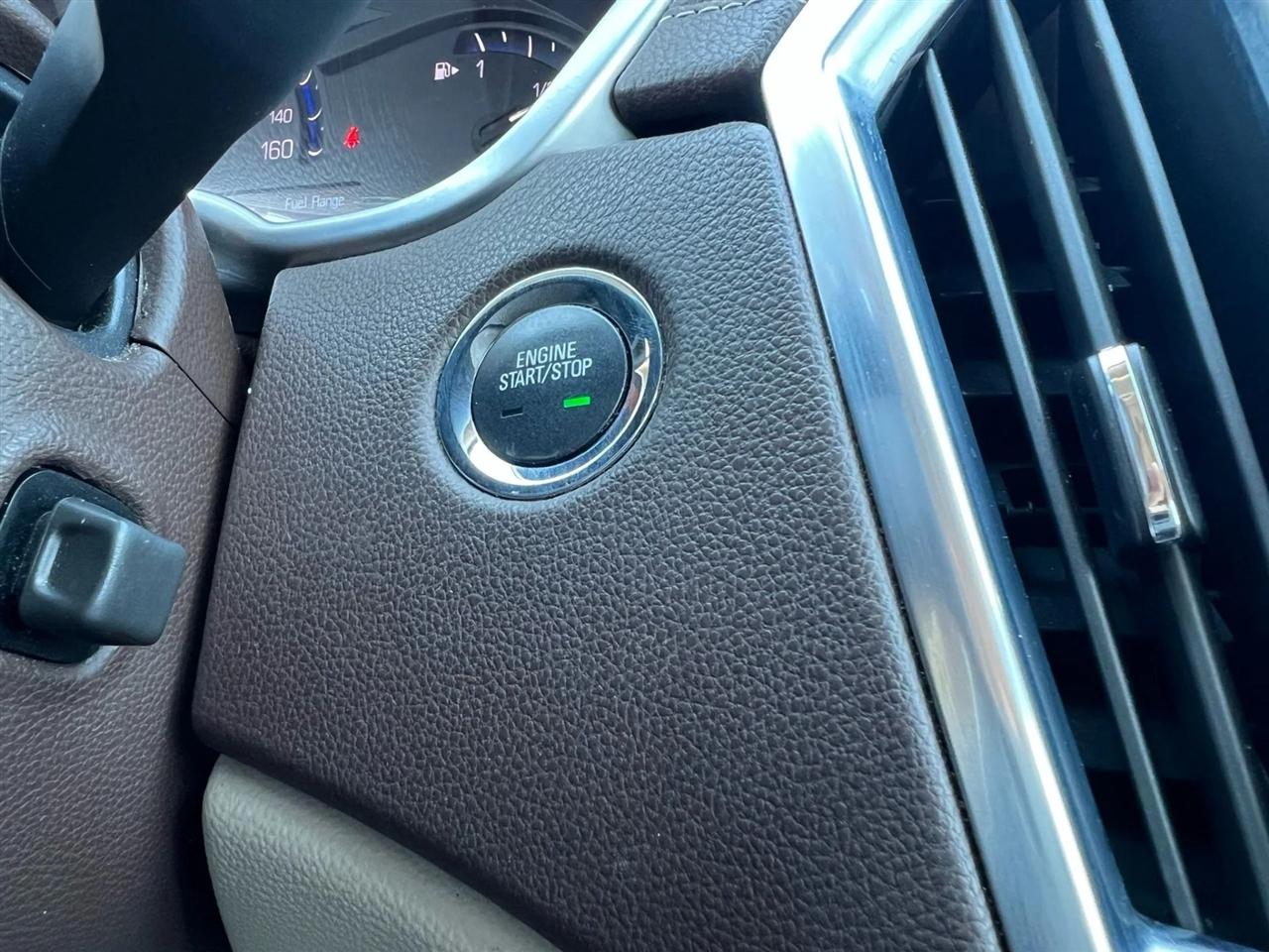 Cadillac SRX Luxury Collection FWD 2015