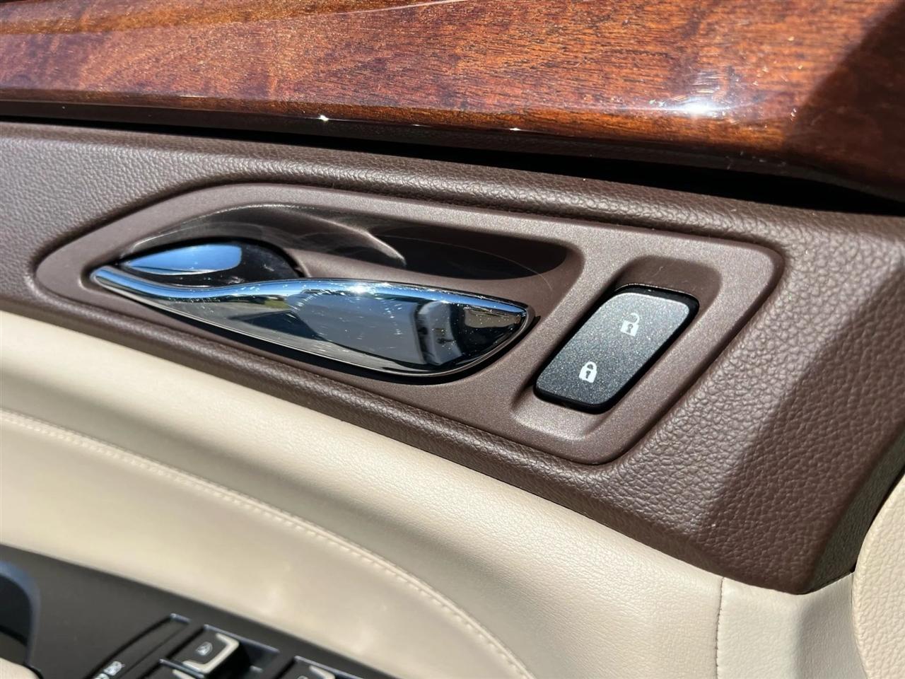 Cadillac SRX Luxury Collection FWD 2015