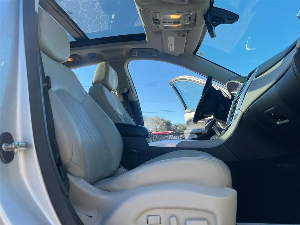 Cadillac SRX Luxury Collection FWD 2014