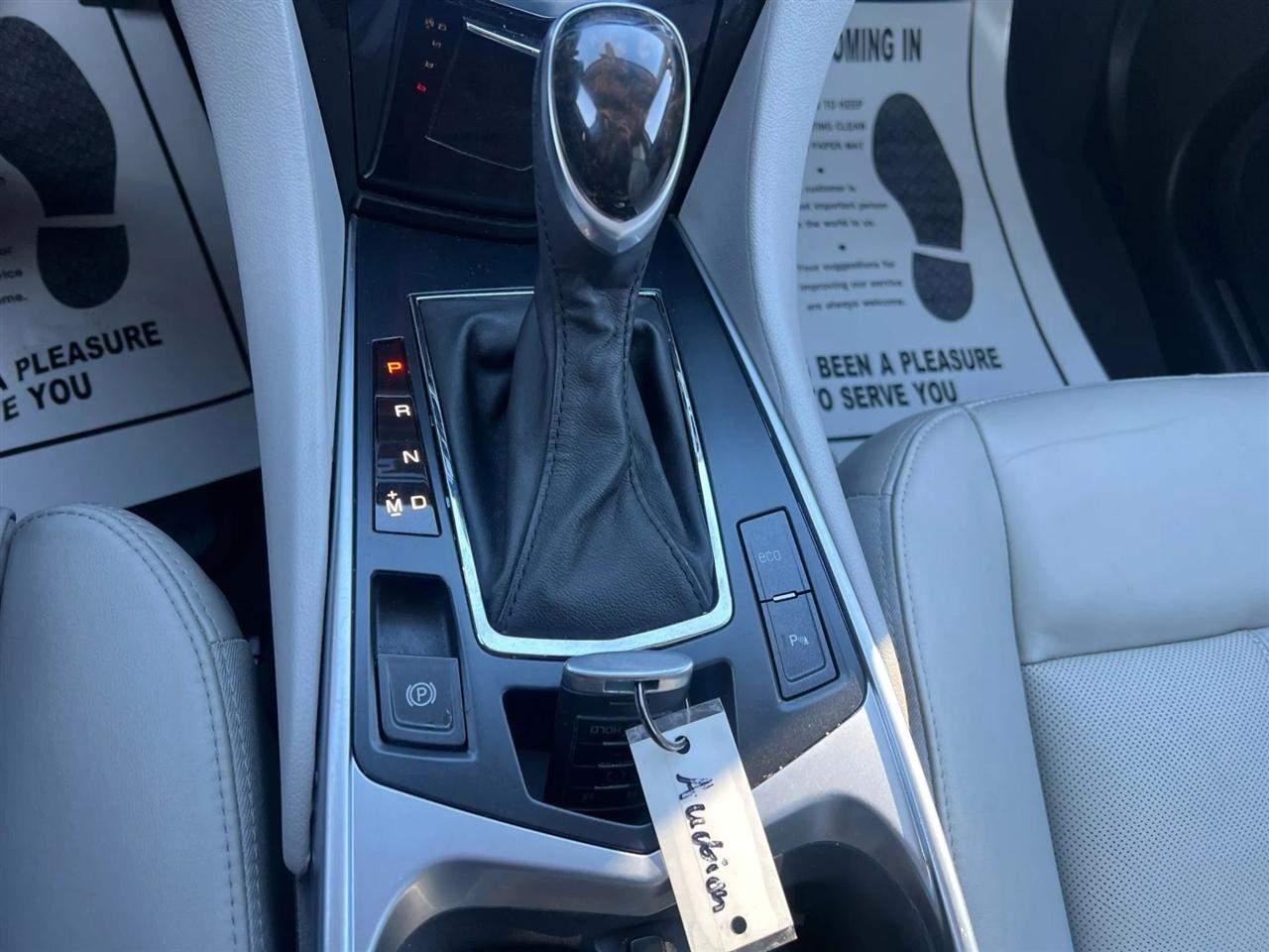 Cadillac SRX Luxury Collection FWD 2014