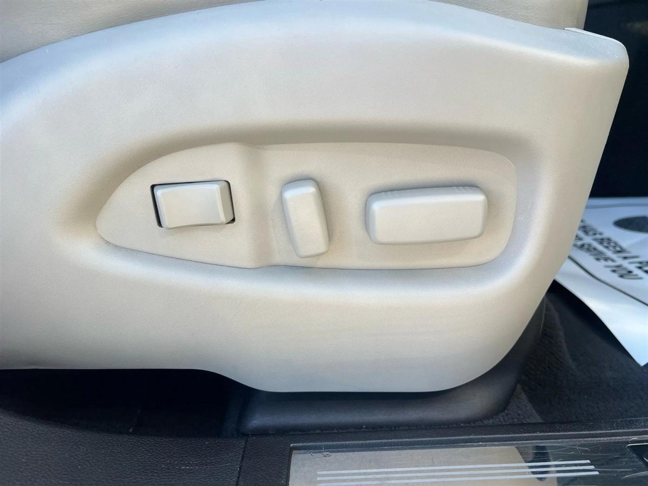 Cadillac SRX Luxury Collection FWD 2014