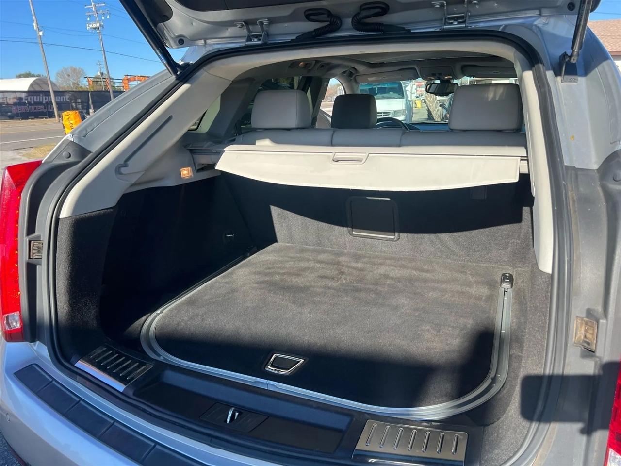 Cadillac SRX Luxury Collection FWD 2014