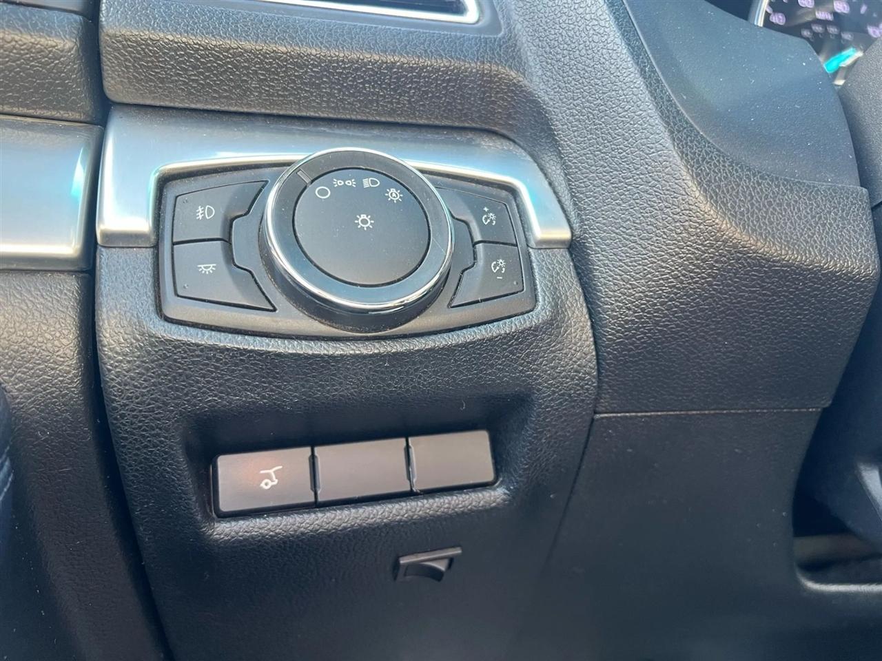 Ford Explorer Limited 4WD 2016