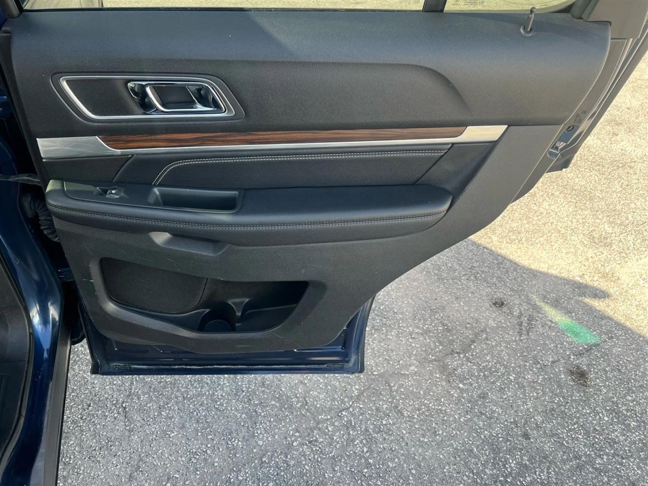 Ford Explorer Limited 4WD 2016