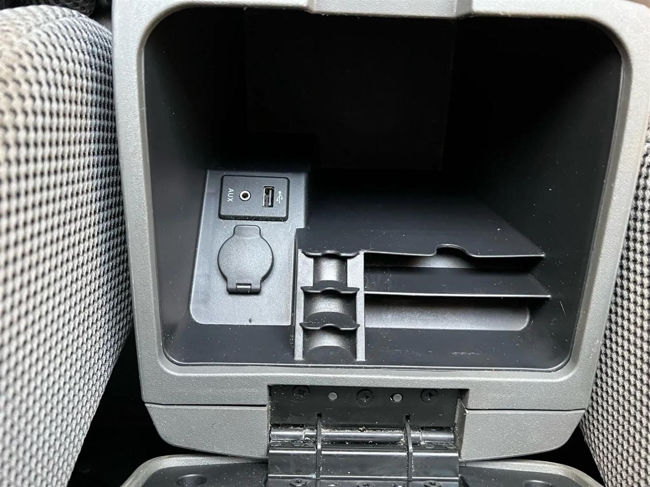 Nissan Frontier SV Crew Cab 2WD 2016