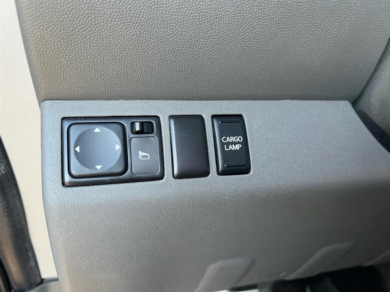 Nissan Frontier SV Crew Cab 2WD 2016