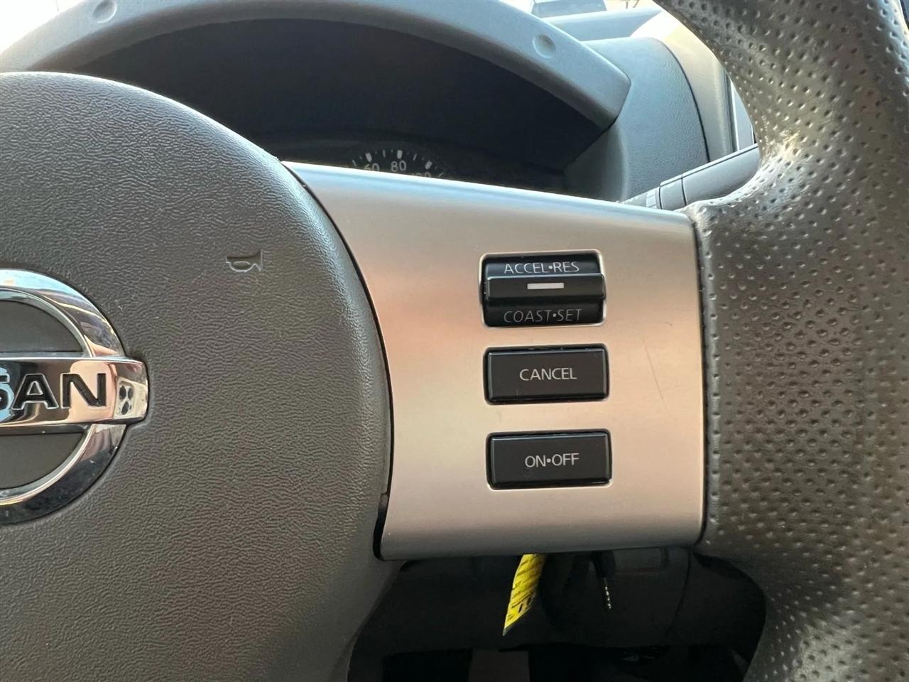 Nissan Frontier SV Crew Cab 2WD 2016