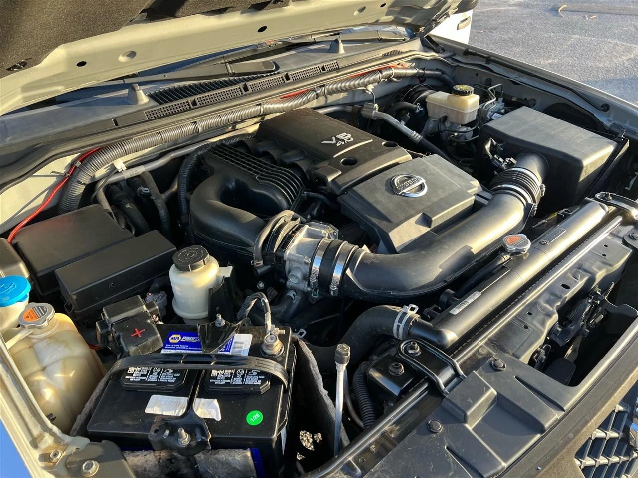 Nissan Frontier SV Crew Cab 2WD 2016