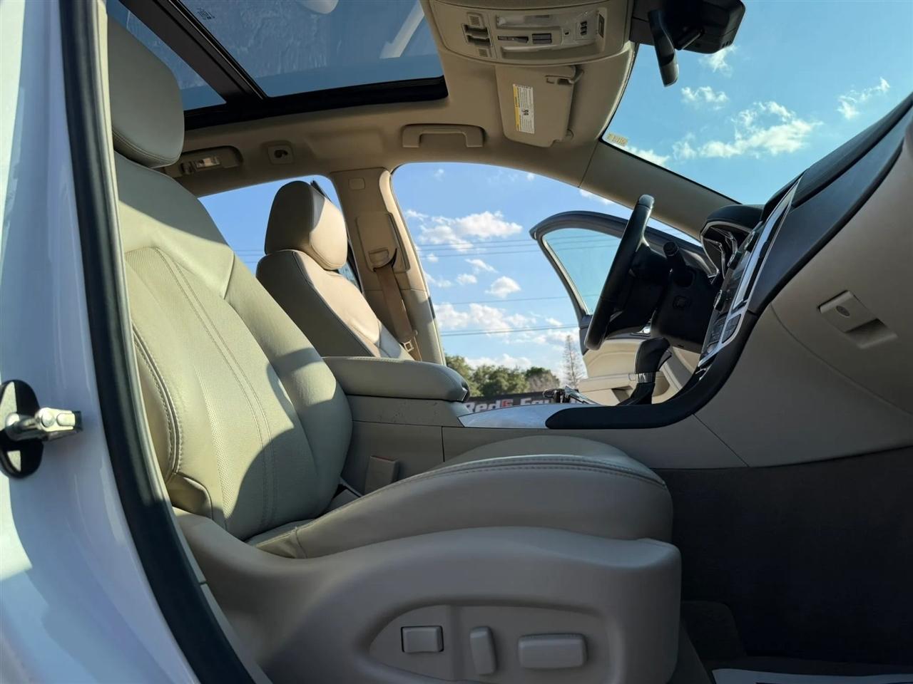 Cadillac SRX Luxury Collection 2010