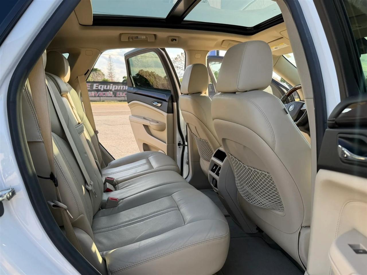 Cadillac SRX Luxury Collection 2010