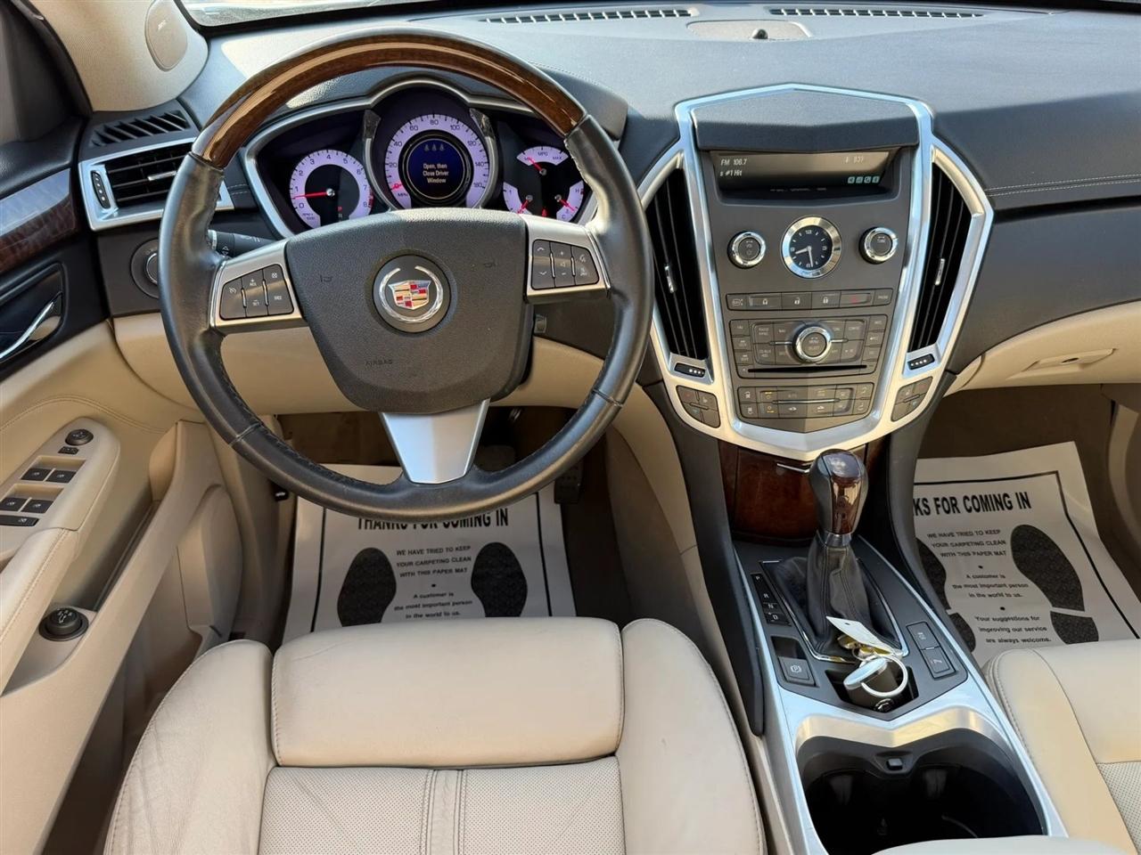 Cadillac SRX Luxury Collection 2010