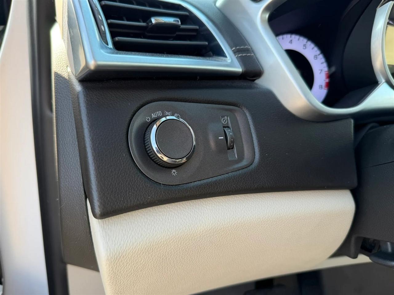 Cadillac SRX Luxury Collection 2010