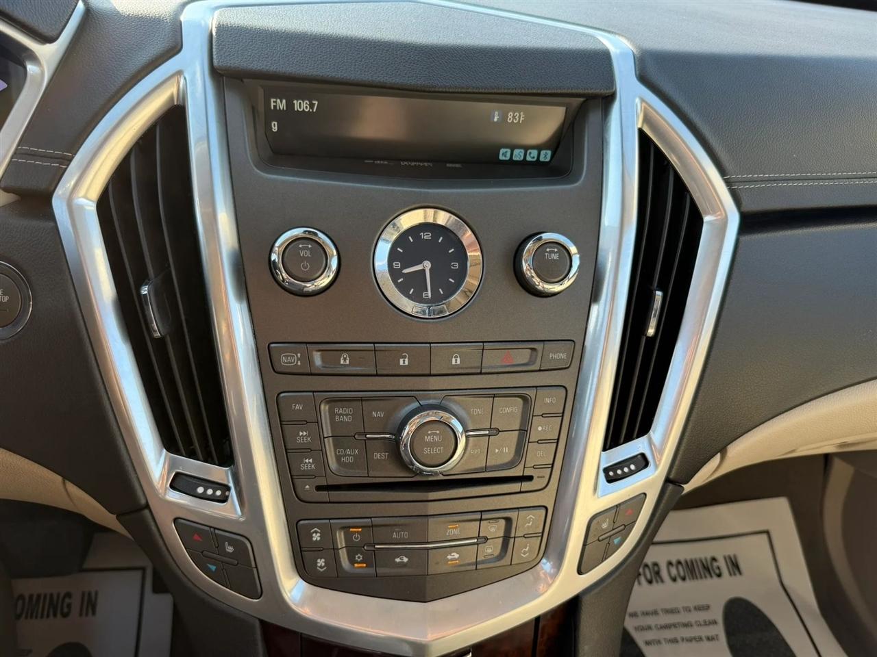 Cadillac SRX Luxury Collection 2010