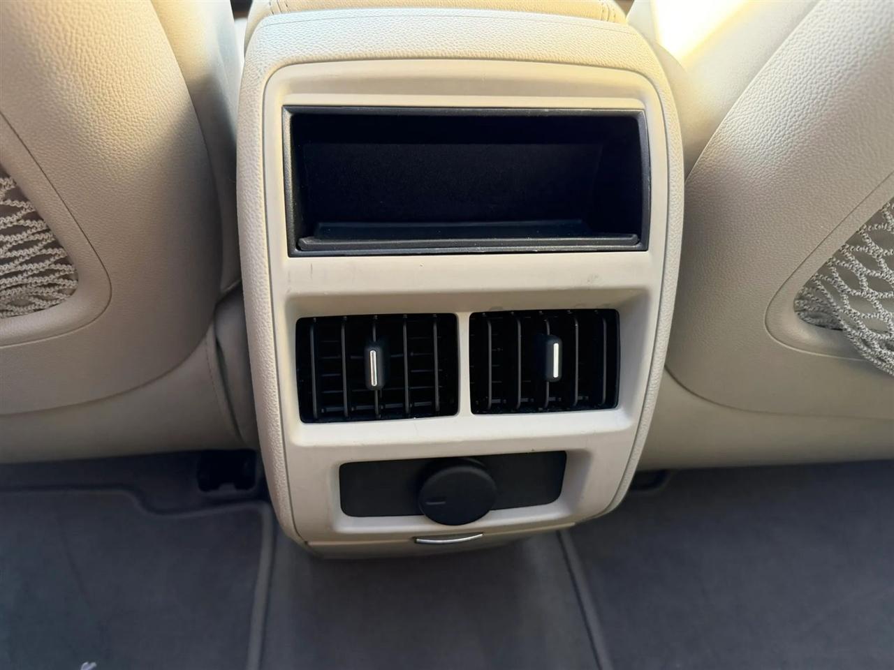 Cadillac SRX Luxury Collection 2010