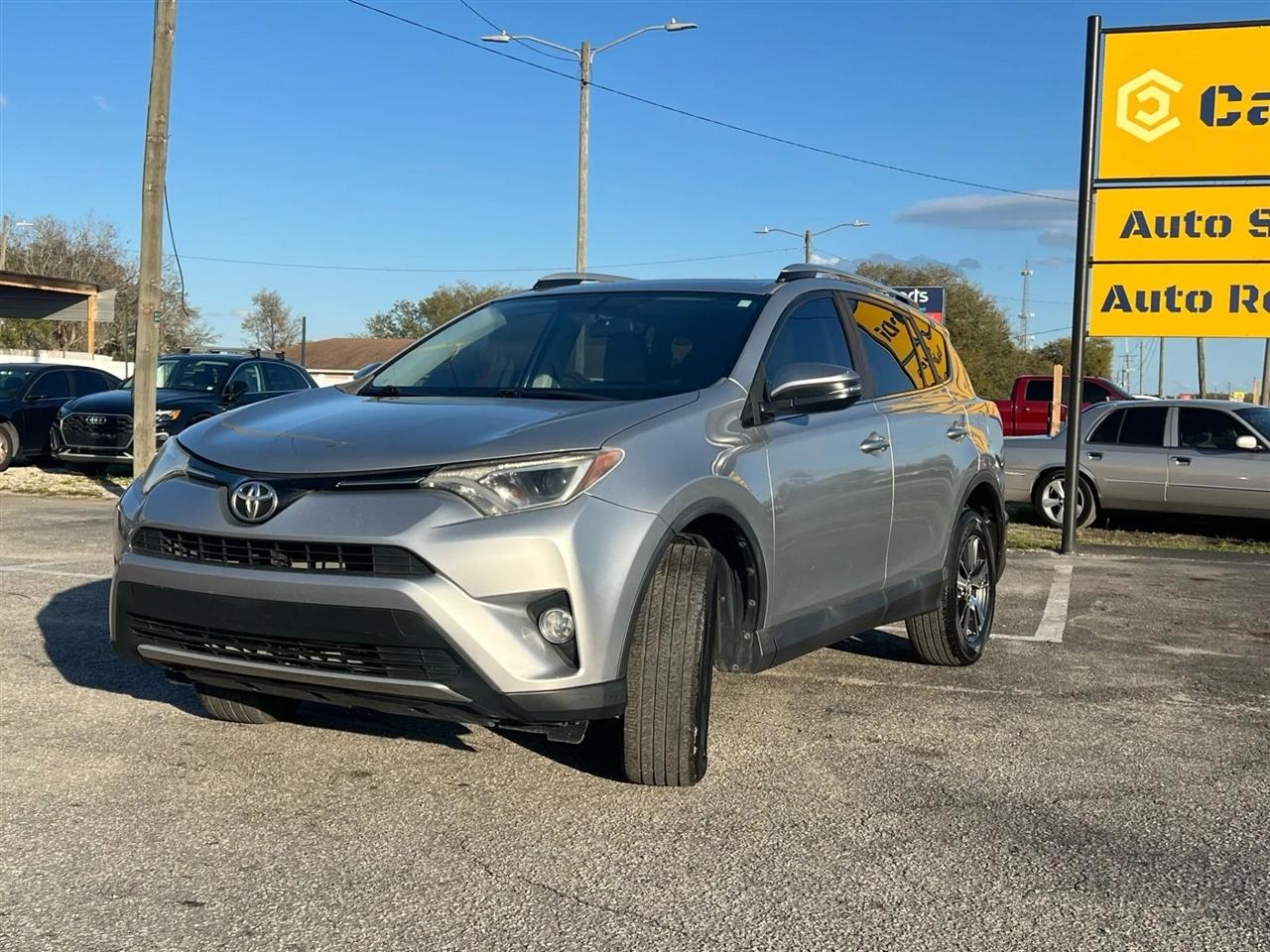 Toyota RAV4 XLE AWD 2016