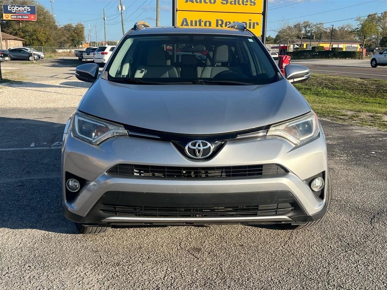 Toyota RAV4 XLE AWD 2016