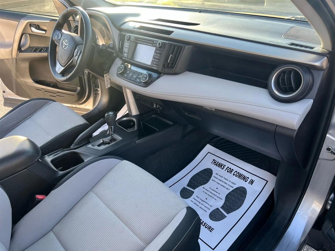 Toyota RAV4 XLE AWD 2016