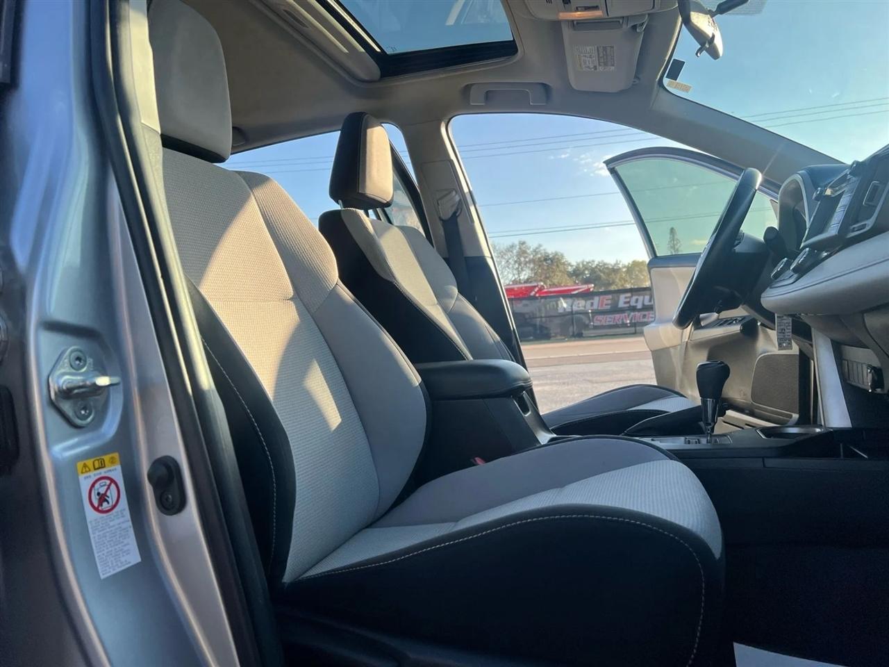 Toyota RAV4 XLE AWD 2016