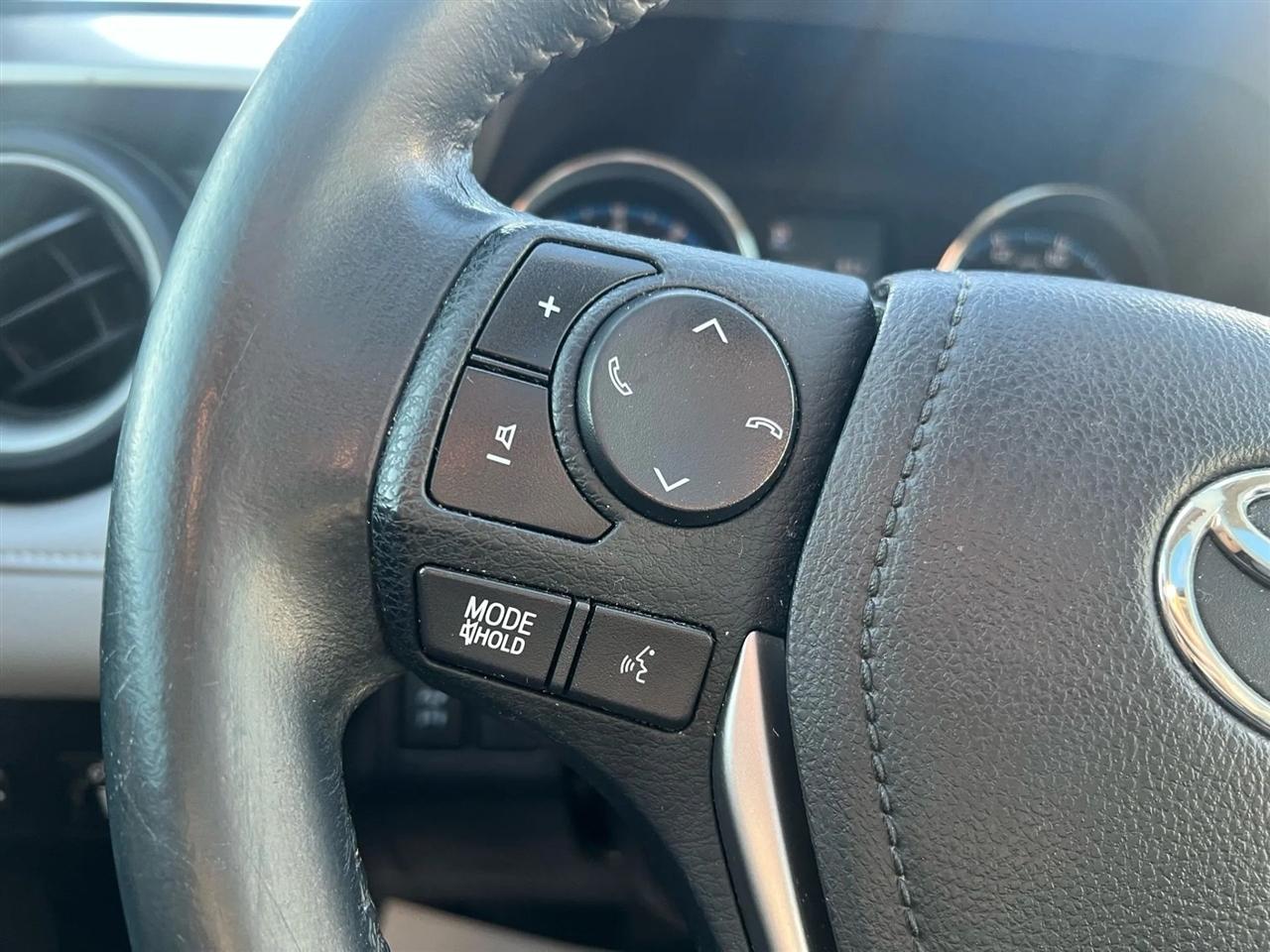 Toyota RAV4 XLE AWD 2016