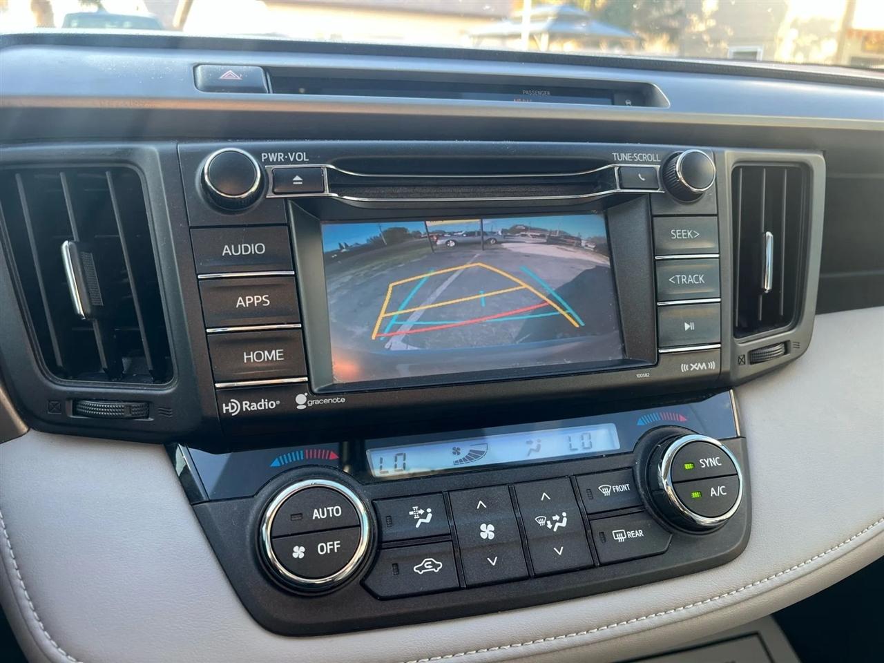 Toyota RAV4 XLE AWD 2016