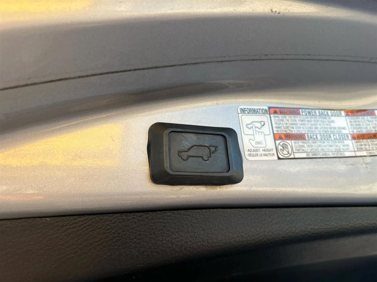 Toyota RAV4 XLE AWD 2016