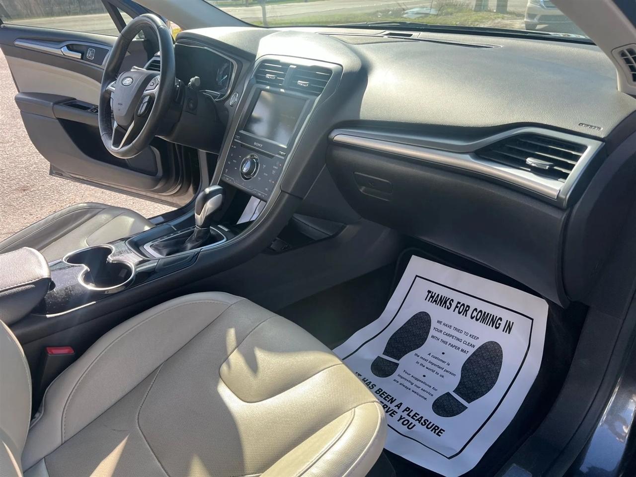 Ford Fusion Titanium 2015