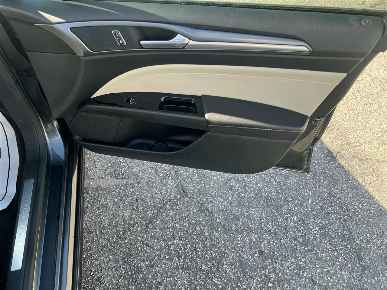 Ford Fusion Titanium 2015