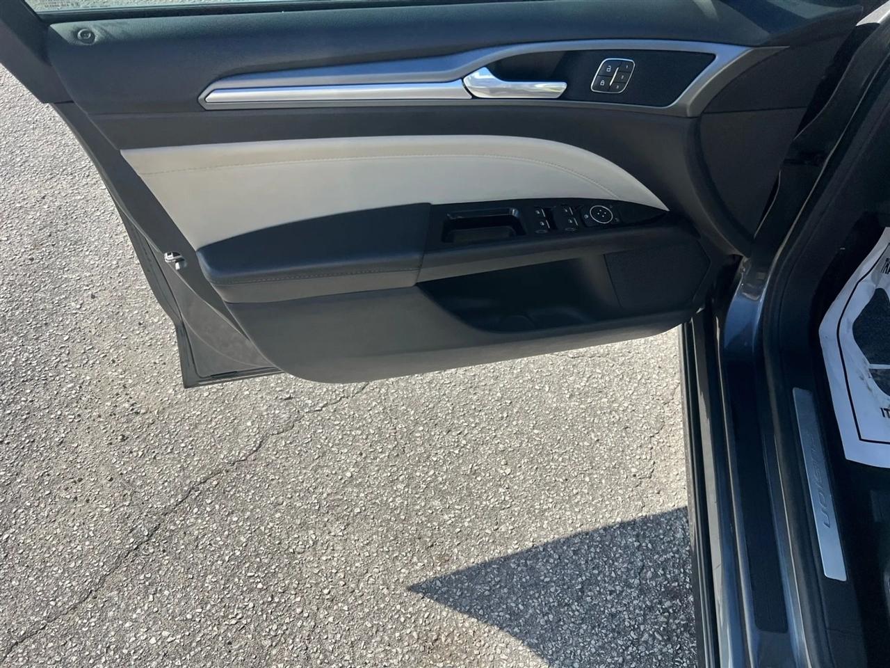 Ford Fusion Titanium 2015