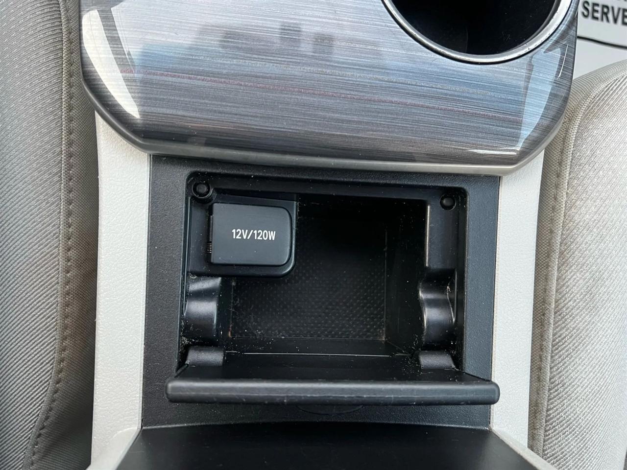 Toyota Camry Hybrid XLE 2014