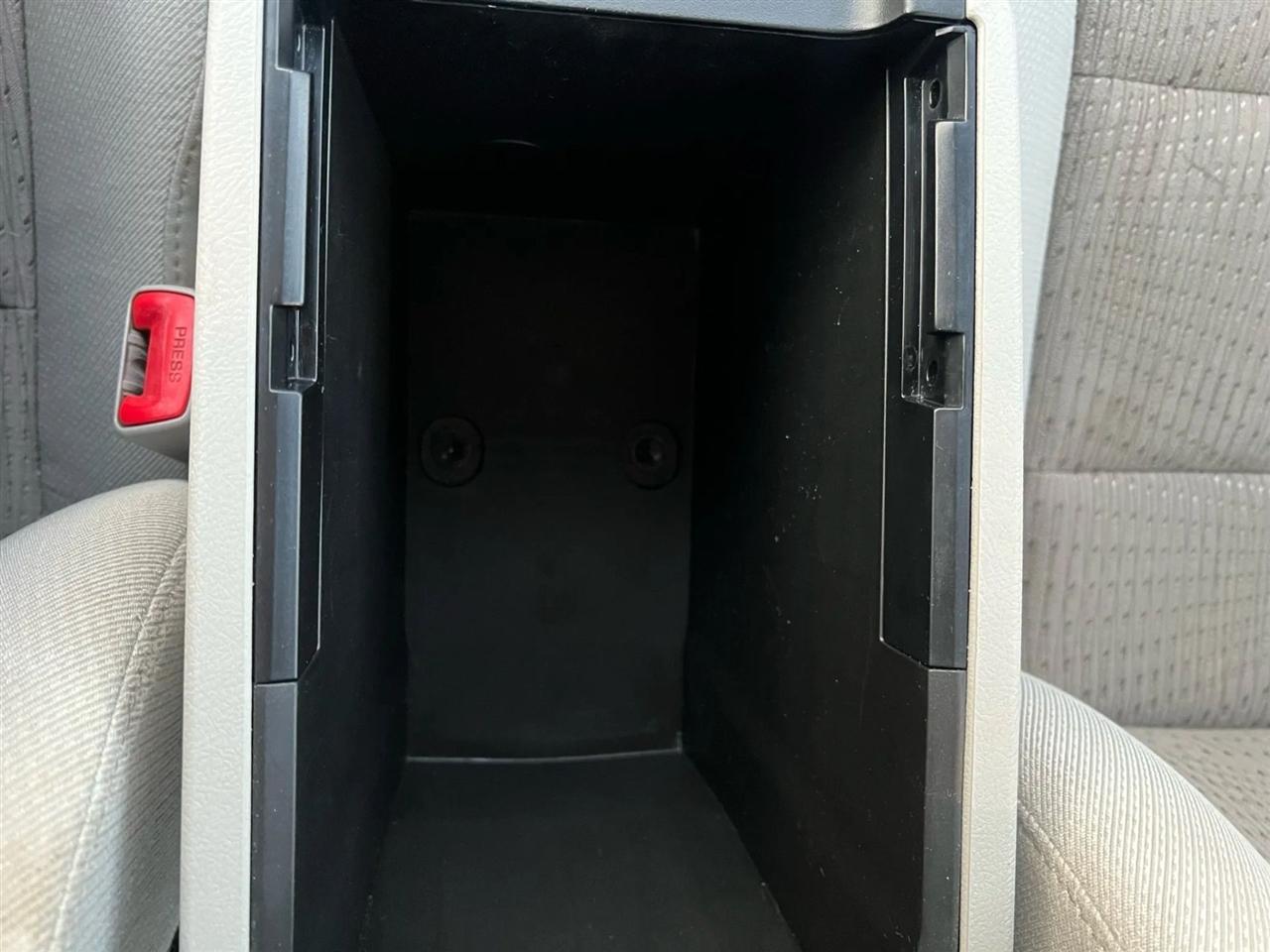 Toyota Camry Hybrid XLE 2014