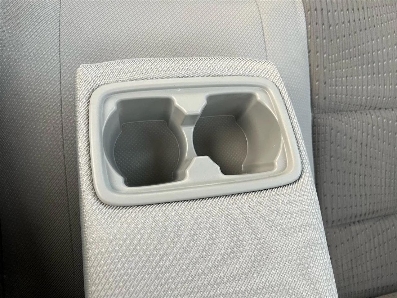 Toyota Camry Hybrid XLE 2014