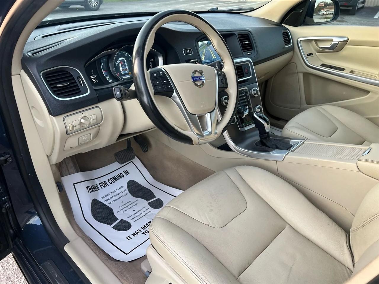 Volvo V60 T5 Drive-E Platinum FWD 2015