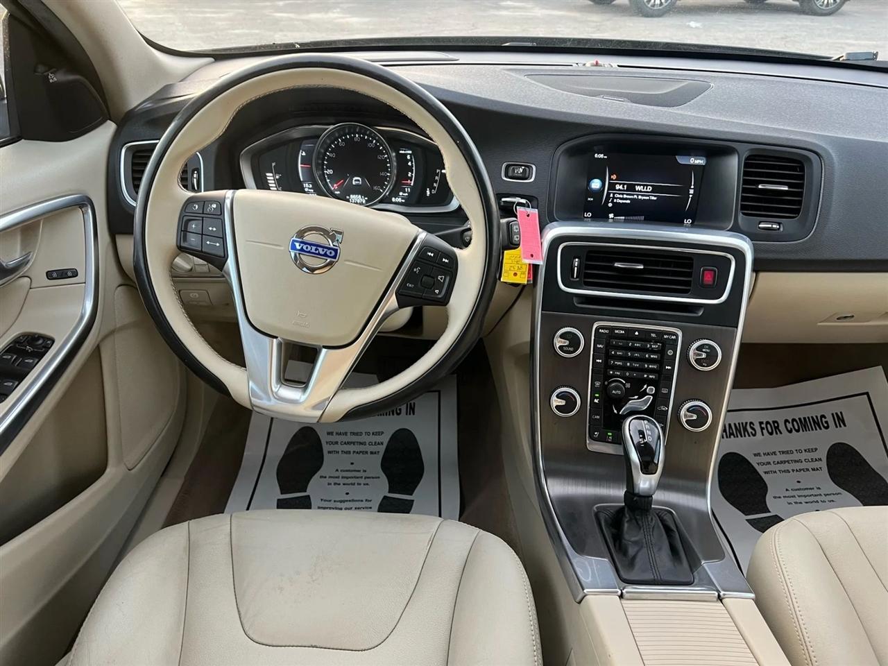 Volvo V60 T5 Drive-E Platinum FWD 2015