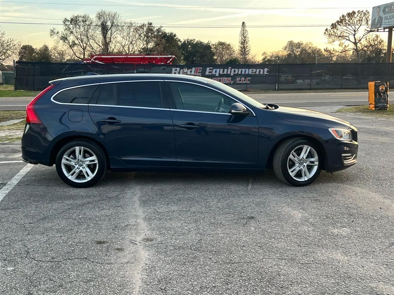 Volvo V60 T5 Drive-E Platinum FWD 2015