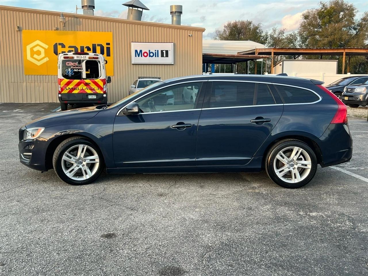 Volvo V60 T5 Drive-E Platinum FWD 2015