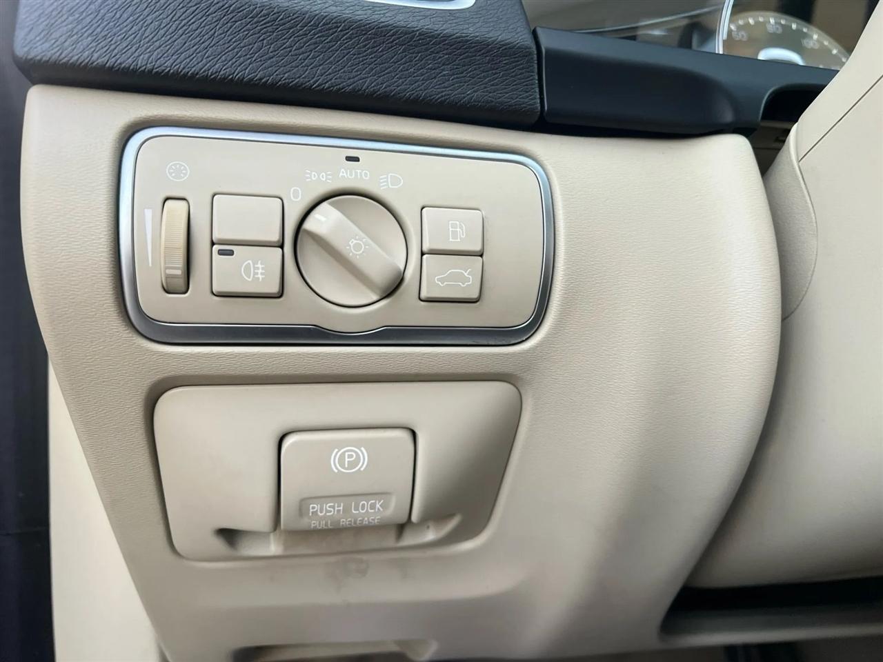 Volvo V60 T5 Drive-E Platinum FWD 2015