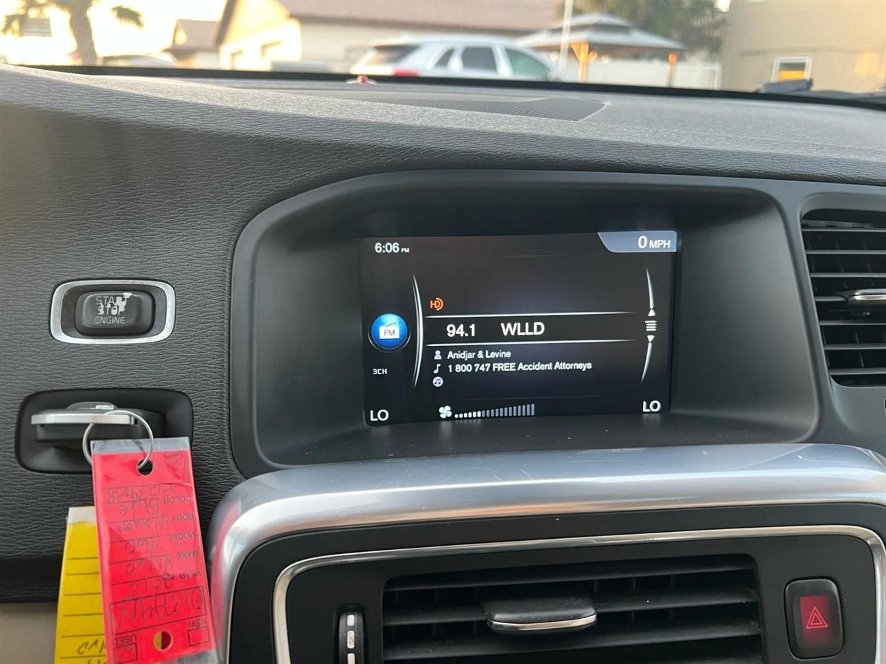 Volvo V60 T5 Drive-E Platinum FWD 2015