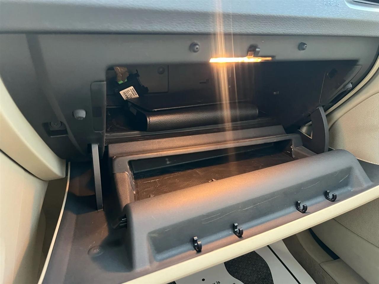 Volvo V60 T5 Drive-E Platinum FWD 2015