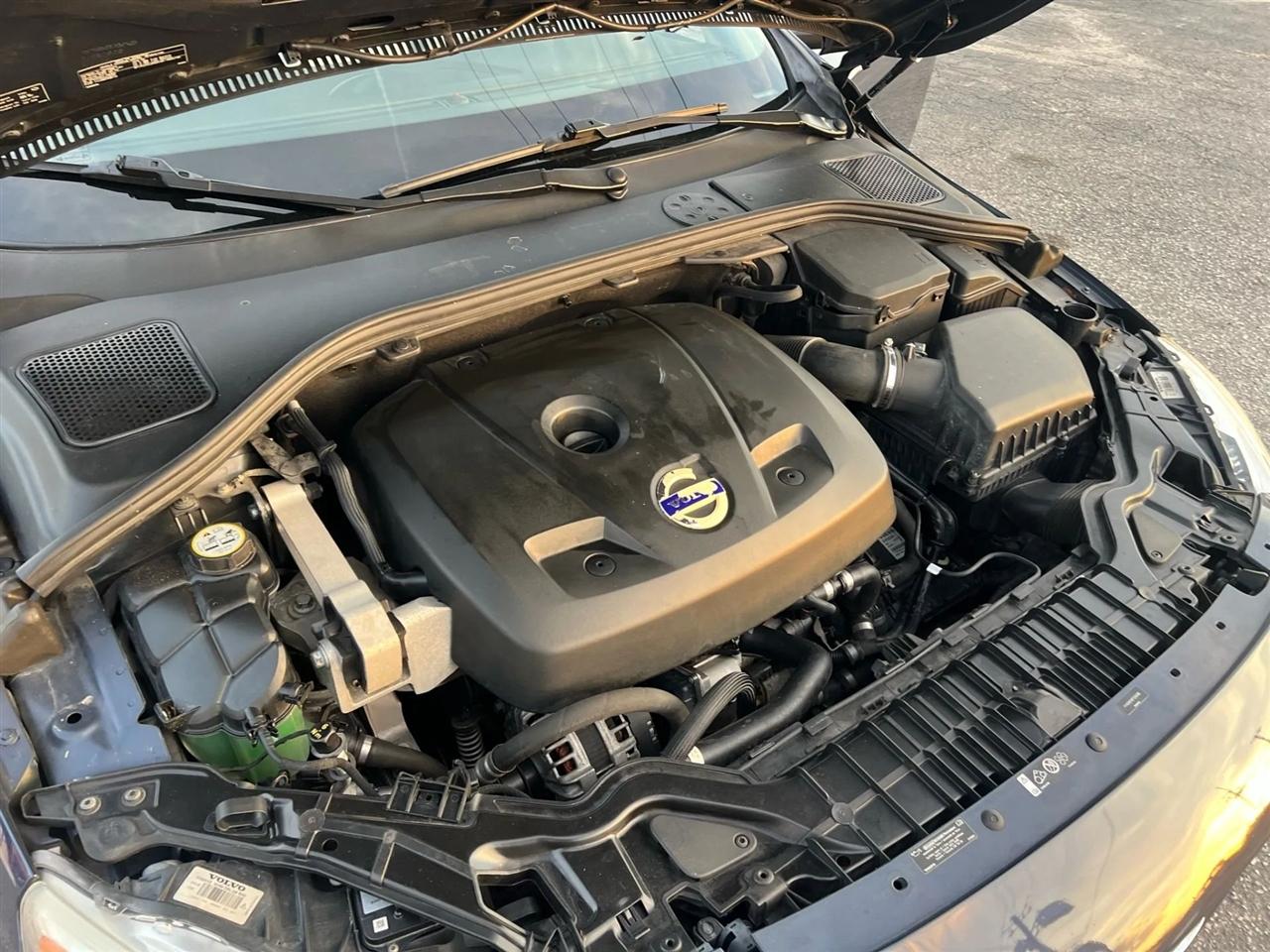 Volvo V60 T5 Drive-E Platinum FWD 2015