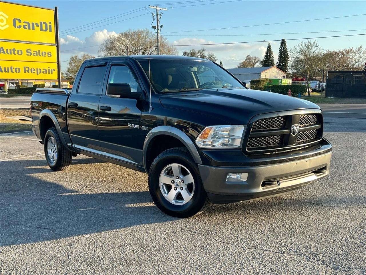 RAM 1500 SLT Crew Cab 4WD 2010