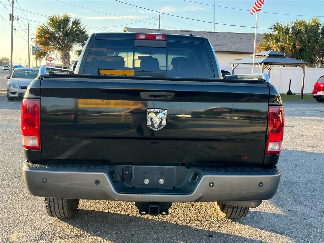 RAM 1500 SLT Crew Cab 4WD 2010