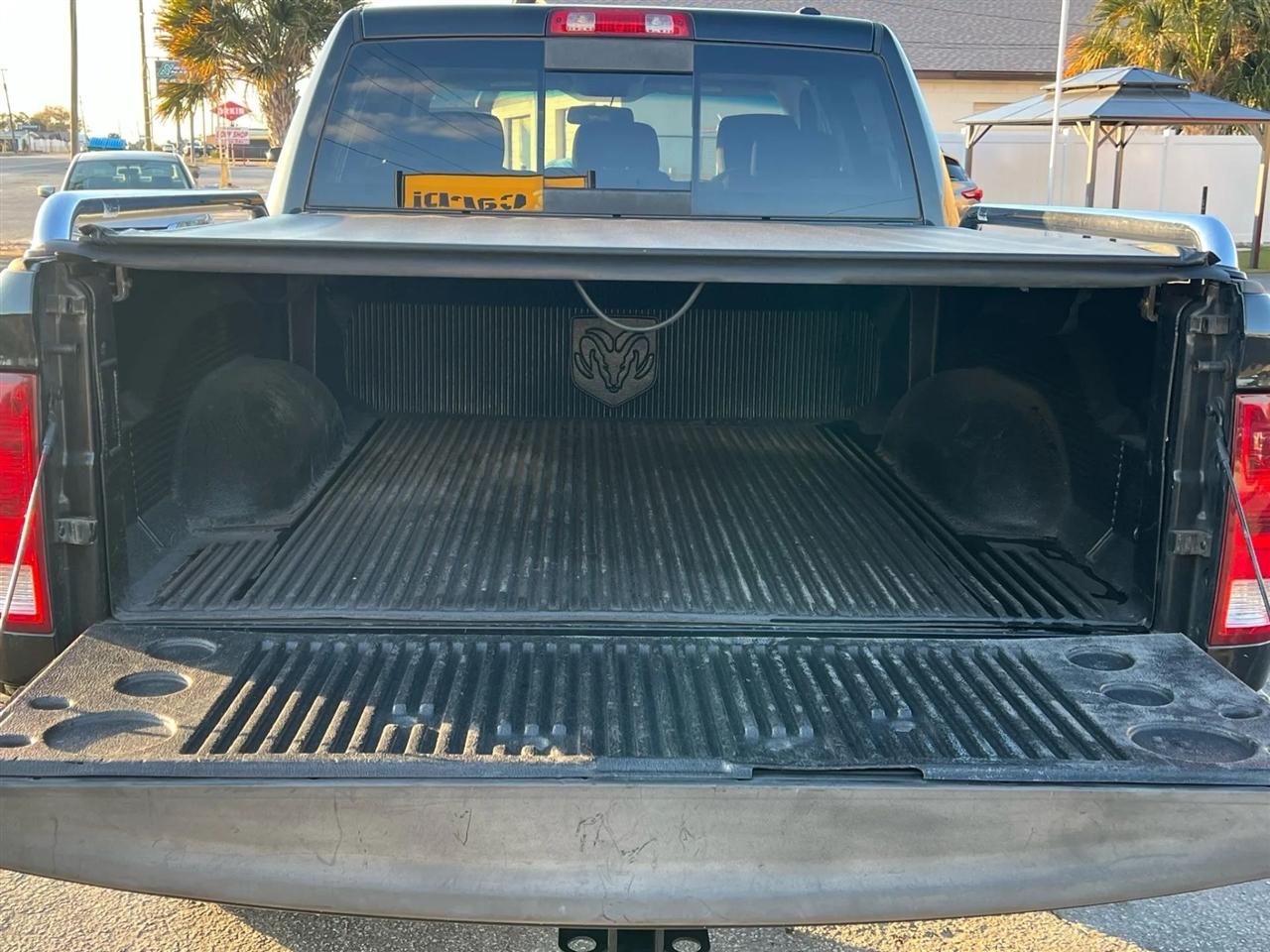 RAM 1500 SLT Crew Cab 4WD 2010