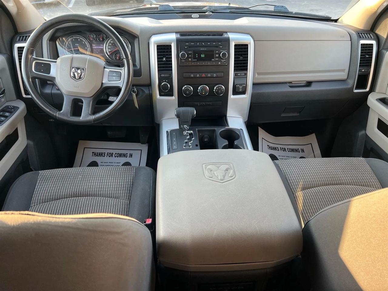 RAM 1500 SLT Crew Cab 4WD 2010