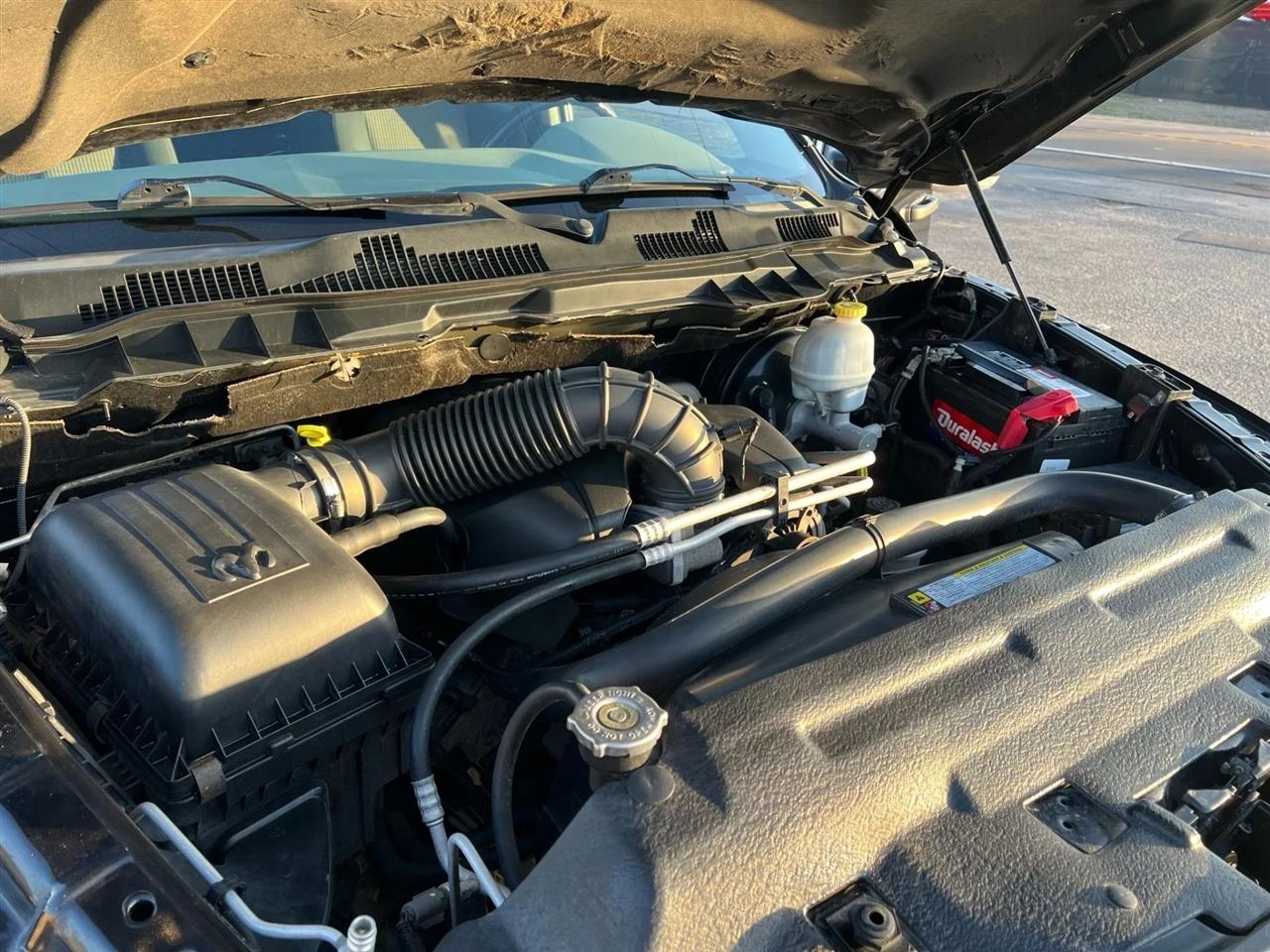 RAM 1500 SLT Crew Cab 4WD 2010