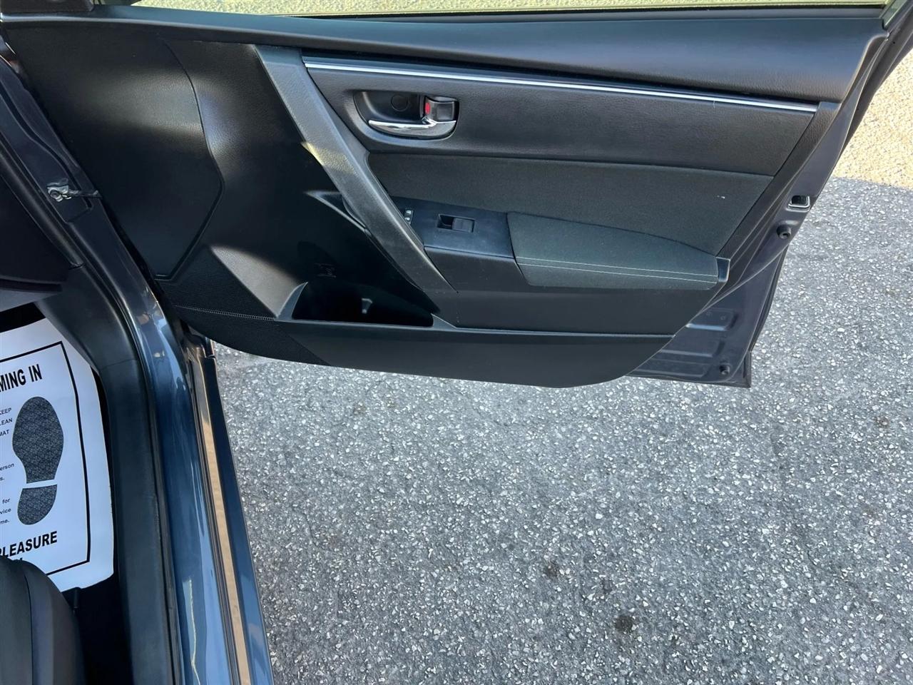 Toyota Corolla SE 6M 2017