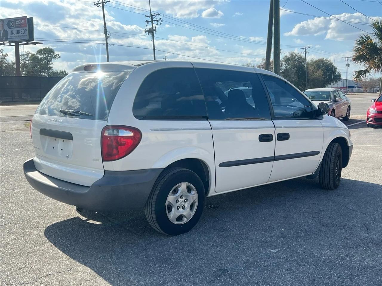 Dodge Caravan SE 2003