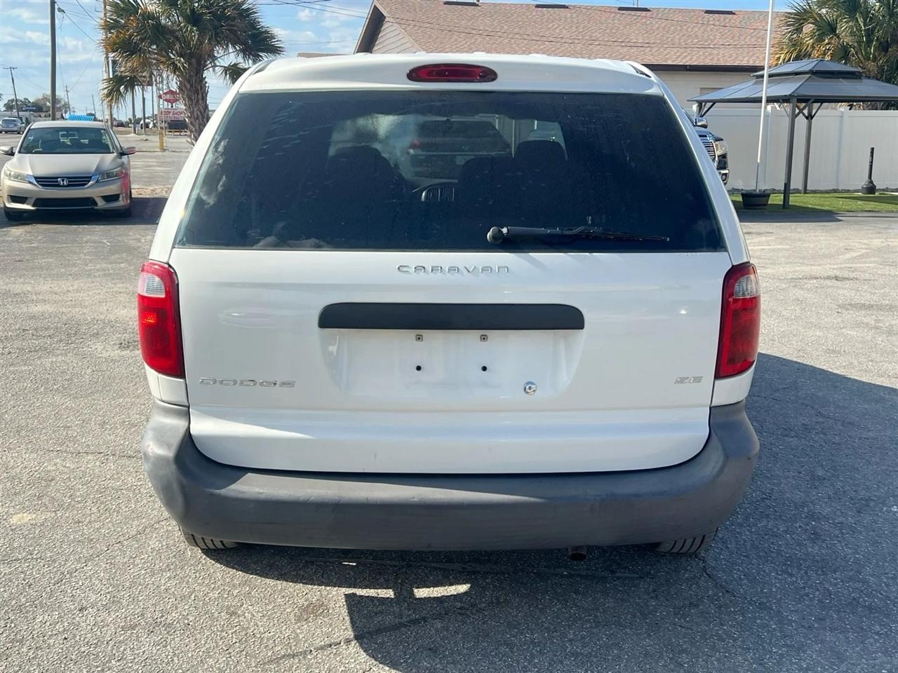 Dodge Caravan SE 2003